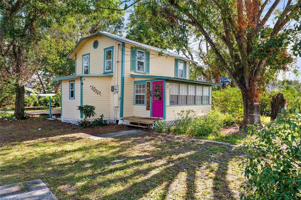 1505 18TH STREET W BRADENTON, FL 34205