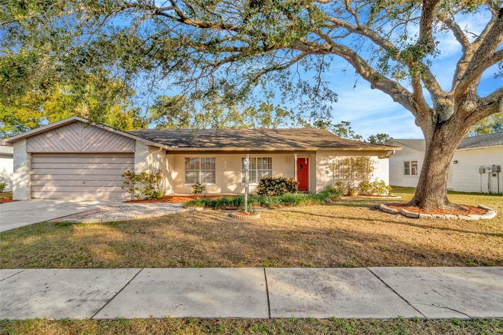 3826 HIGHGATE DRIVE VALRICO, FL 33594