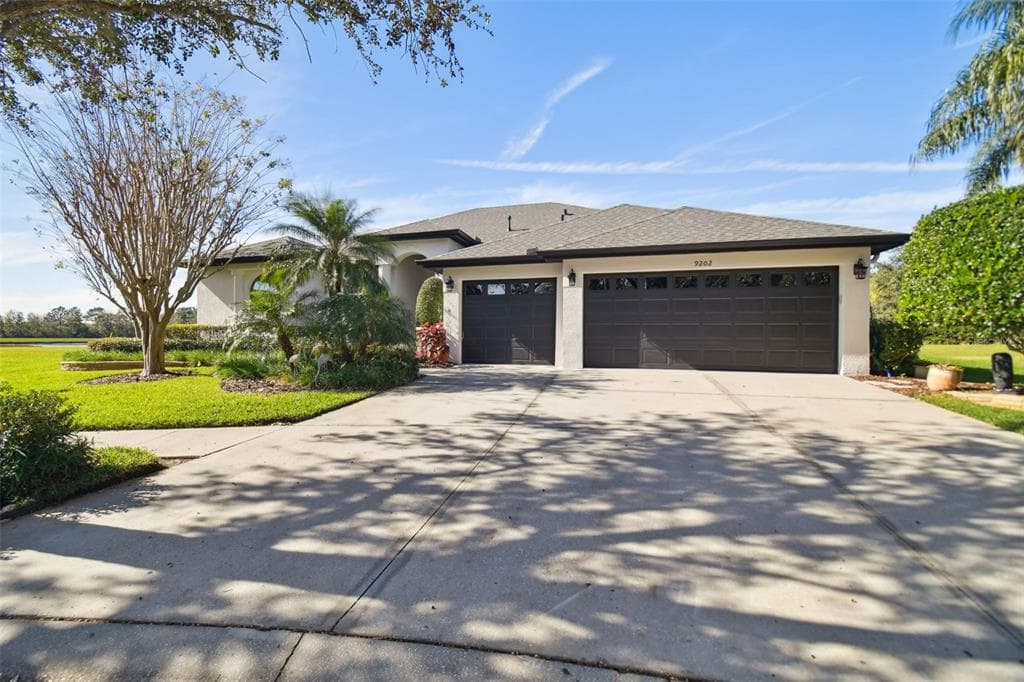 9202 EVERWOOD COURT TAMPA, FL 33647