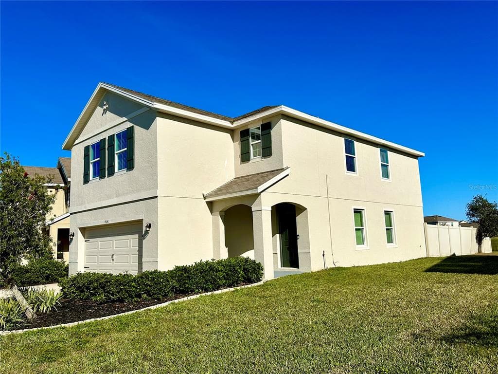7641 TUSCAN BAY CIRCLE WESLEY CHAPEL, FL 33545