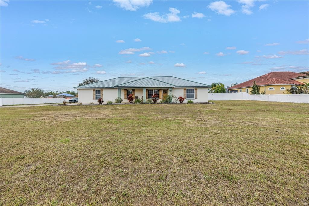 2413 CRESTVIEW ROAD WIMAUMA, FL 33598
