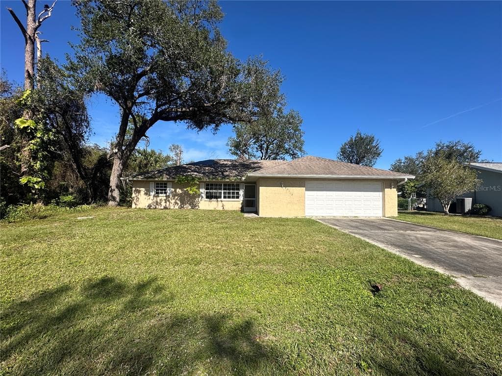 20152 SUSAN AVENUE PORT CHARLOTTE, FL 33952