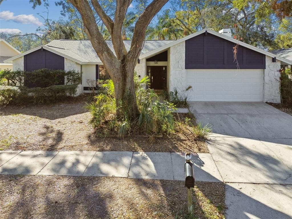 3113 BLUE HERON STREET