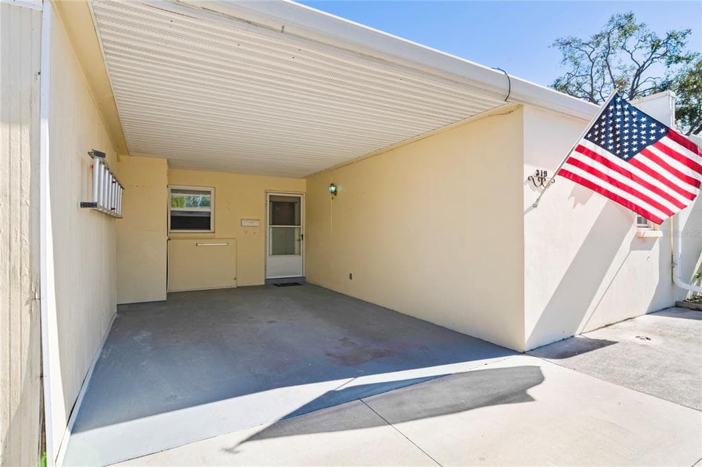 319 PORTREE DRIVE DUNEDIN, FL 34698