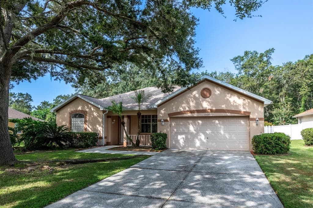 3327 MICHENER PLACE PLANT CITY, FL 33566