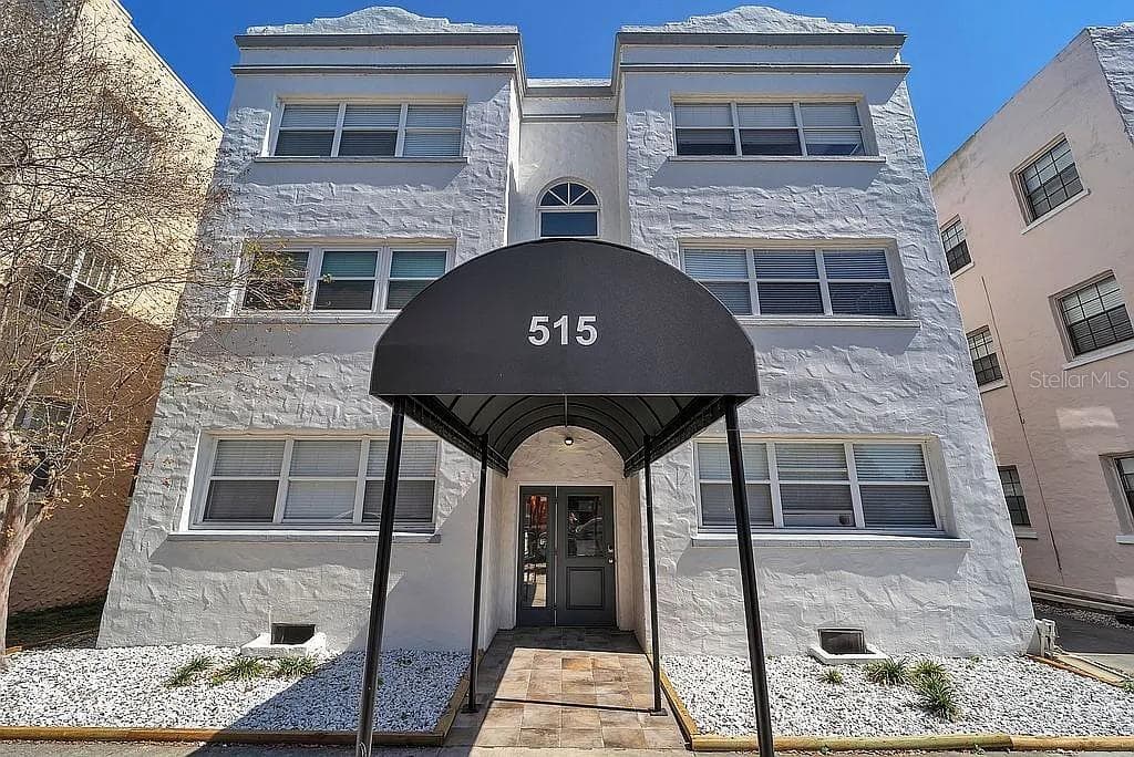 515 COLUMBIA DRIVE UNIT 11 TAMPA, FL 33606