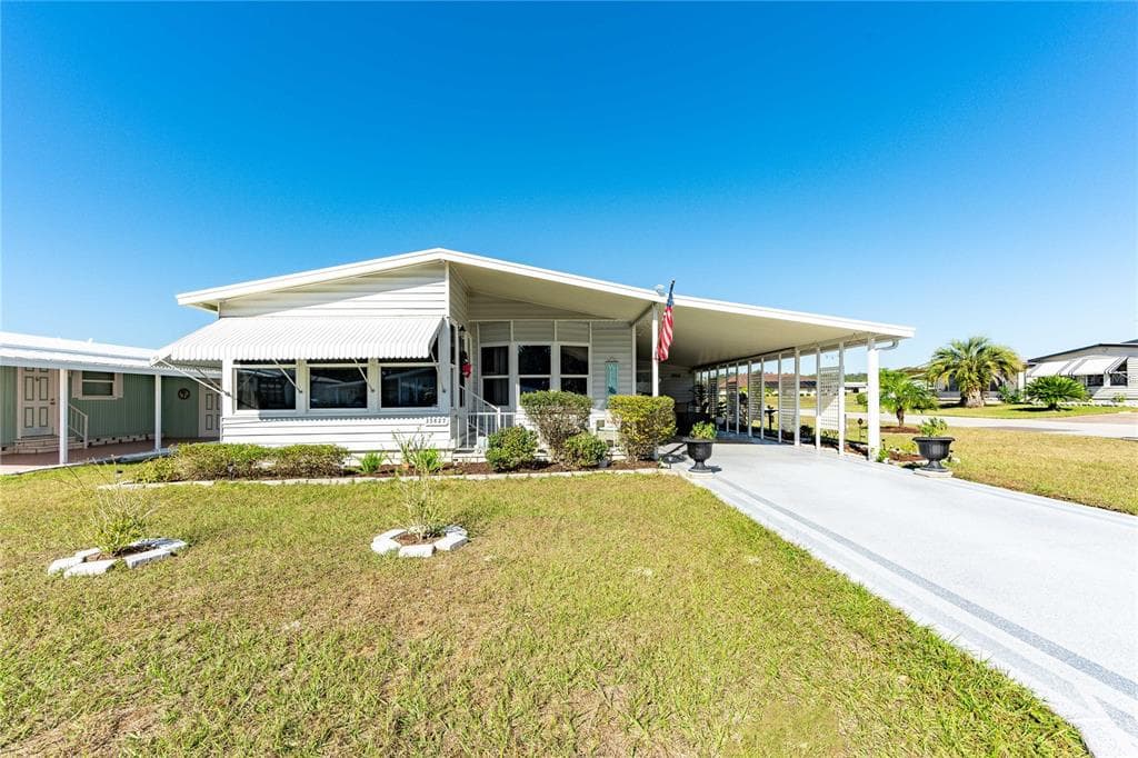 35827 VERDA DRIVE ZEPHYRHILLS, FL 33541