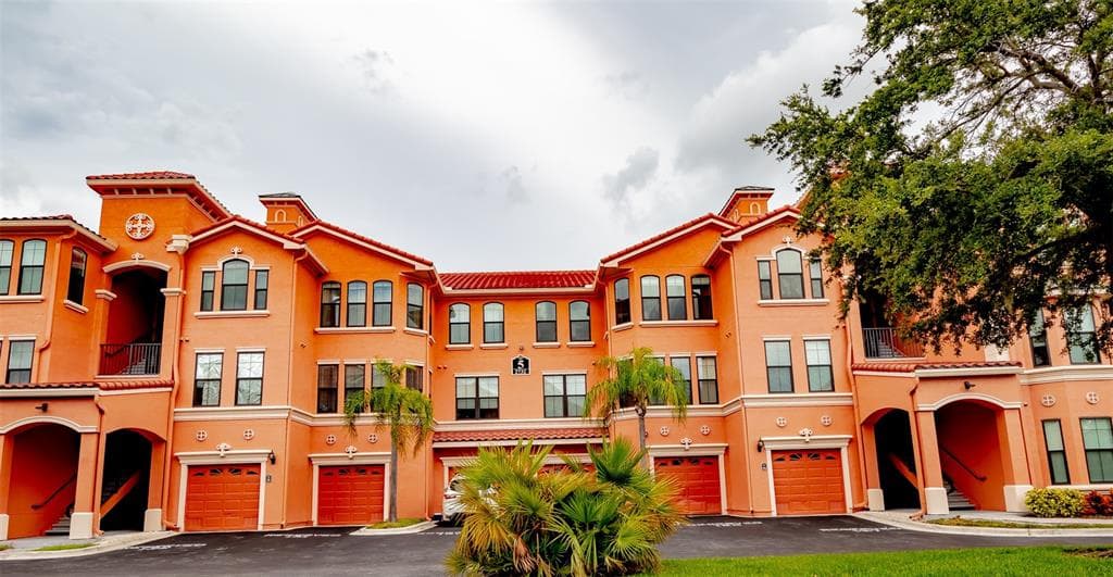2729 VIA MURANO UNIT 437 CLEARWATER, FL 33764