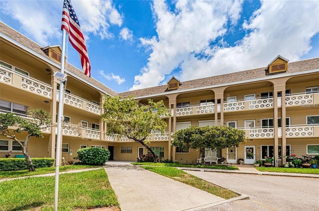 2360 IRISH LANE UNIT 42 CLEARWATER, FL 33763