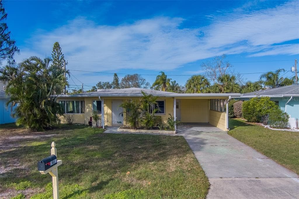 2480 DEL RIO WAY DUNEDIN, FL 34698