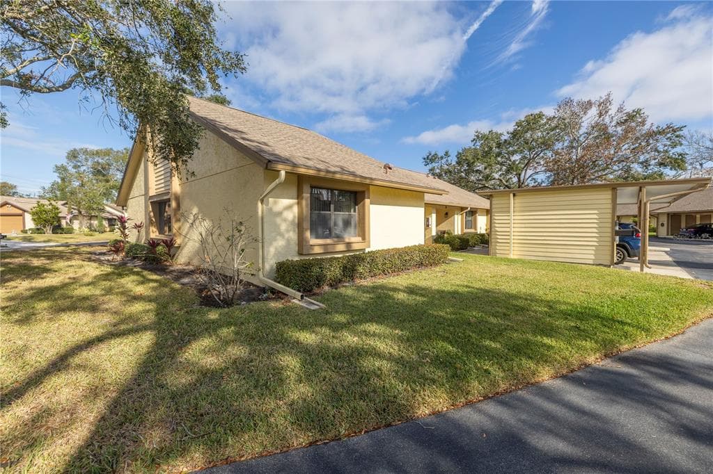 2530 OAKLEAF LANE UNIT 31A CLEARWATER, FL 33763