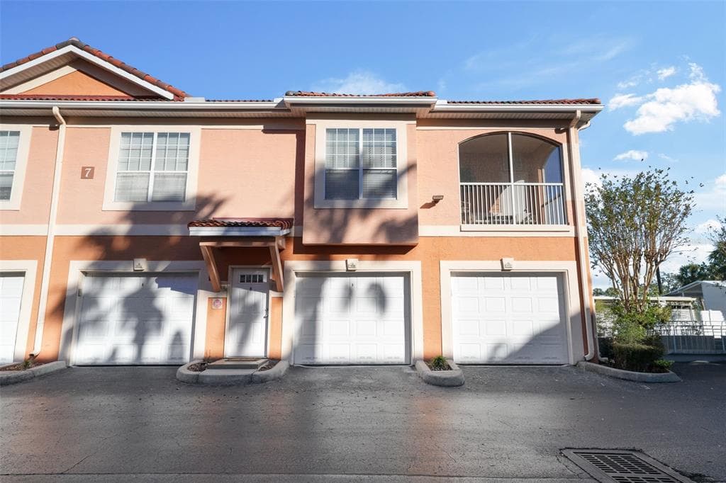 5000 CULBREATH KEY WAY UNIT 7-702 TAMPA, FL 33611