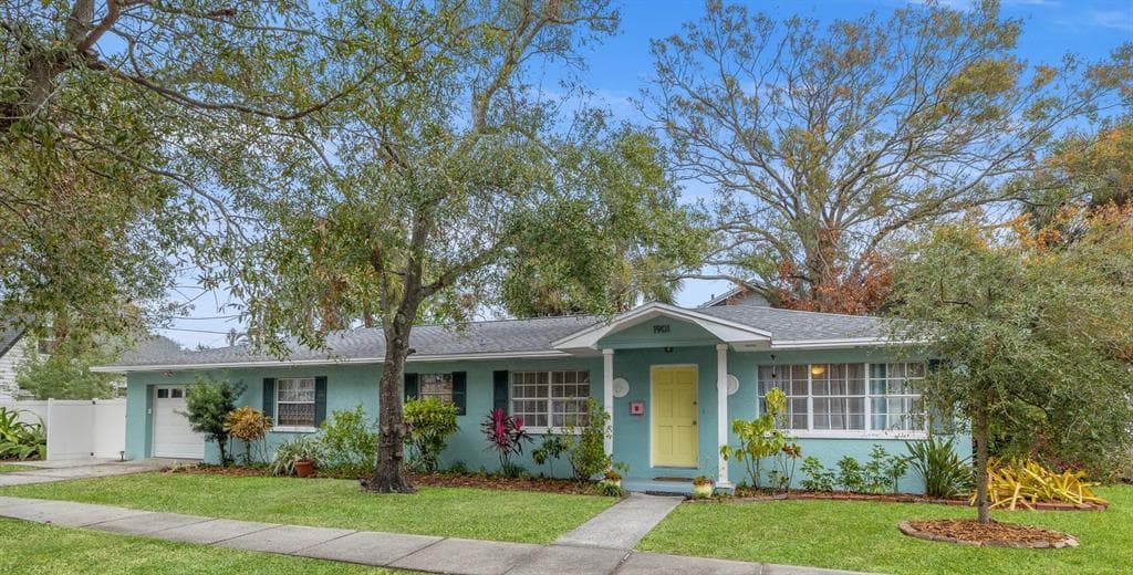 1901 10TH STREET N ST PETERSBURG, FL 33704