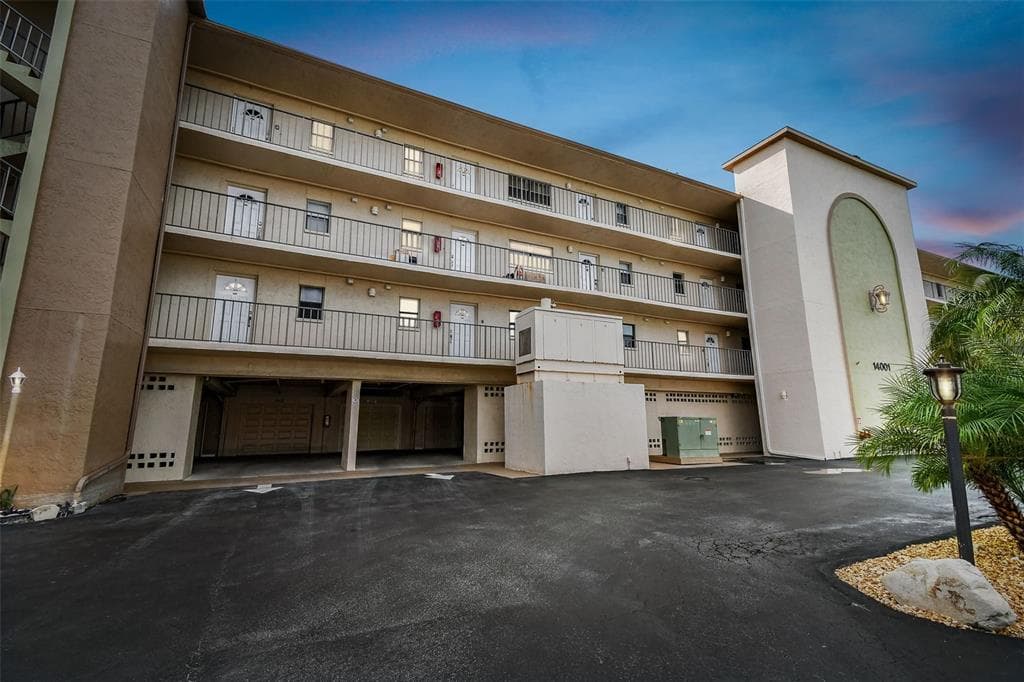 14001 GULF BOULEVARD UNIT 304 MADEIRA BEACH, FL 33708