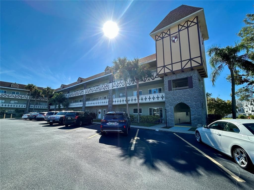 2447 ECUADORIAN WAY UNIT 23 CLEARWATER, FL 33763