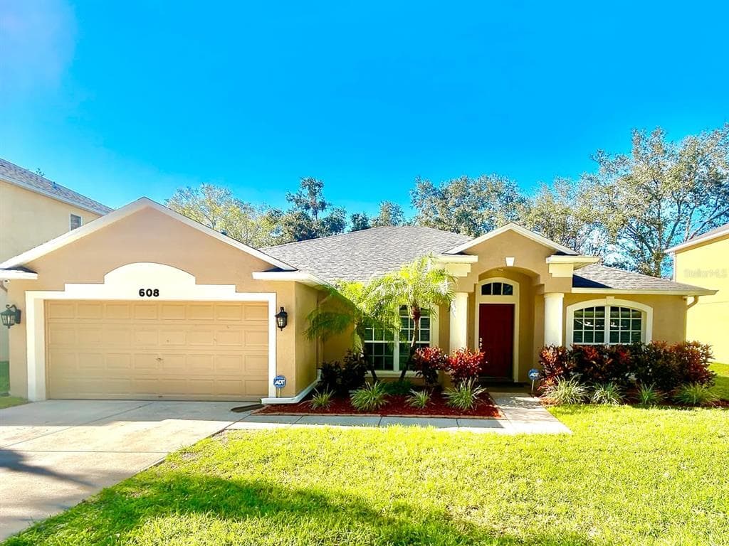 608 BERRY BRAMBLE DRIVE BRANDON, FL 33510