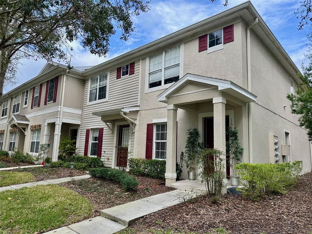 15848 FISHHAWK FALLS DRIVE LITHIA, FL 33547