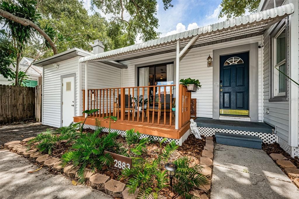 2883 16TH AVE N ST PETERSBURG, FL 33713