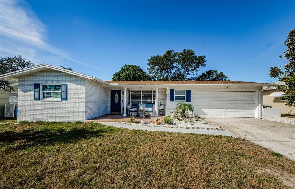 1266 EVERGLADES AVE CLEARWATER, FL 33764