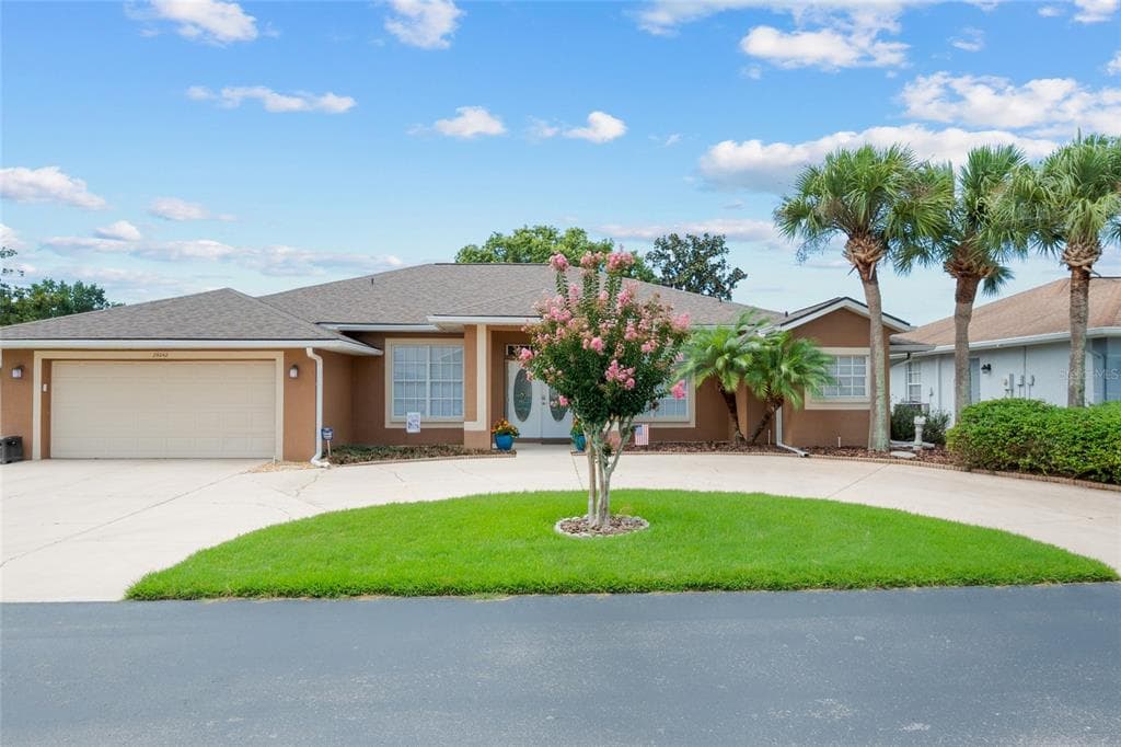 29242 CADDYSHACK LANE SAN ANTONIO, FL 33576