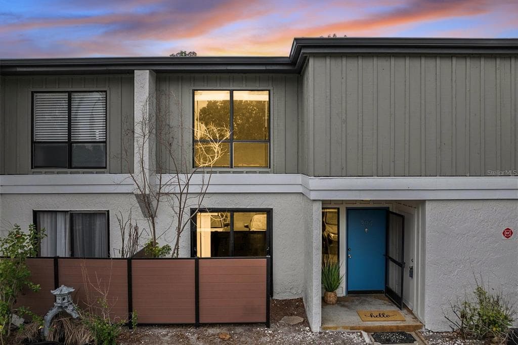 4001 BENEVA ROAD UNIT 304 SARASOTA, FL 34233