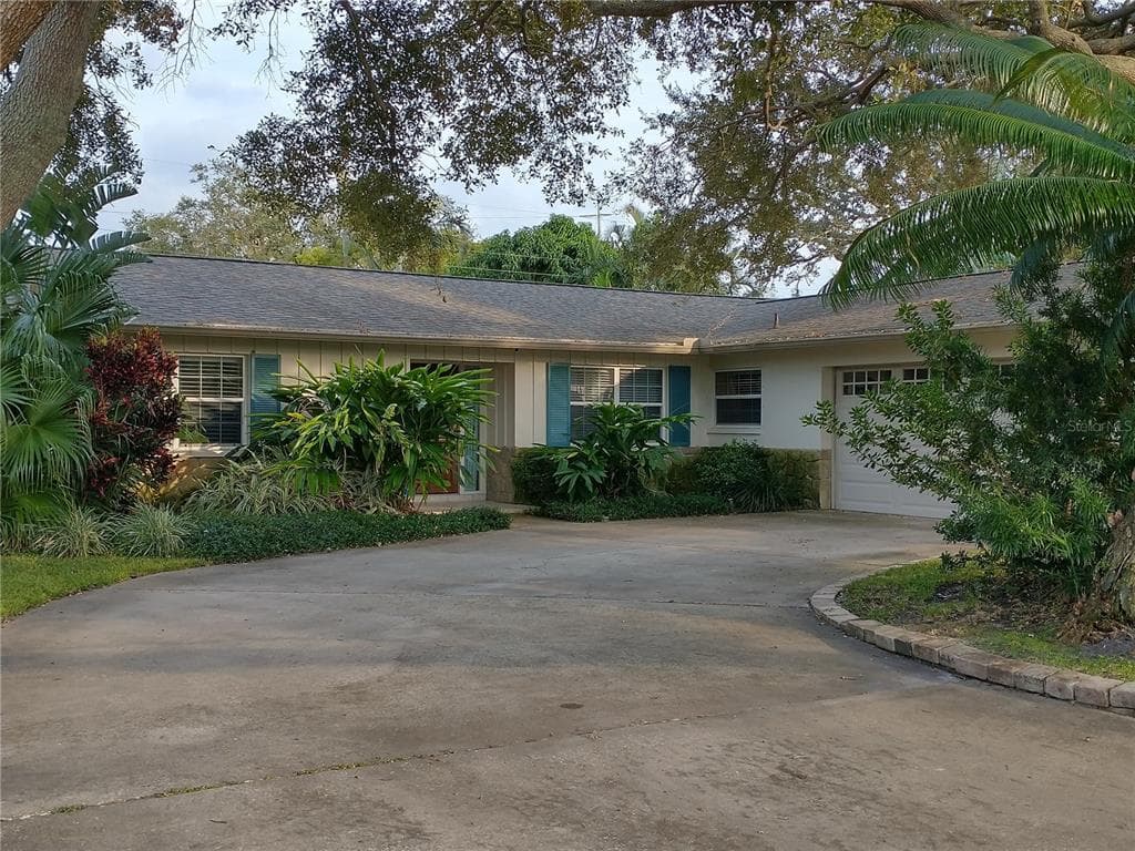 925 IRENE AVENUE LARGO, FL 33771