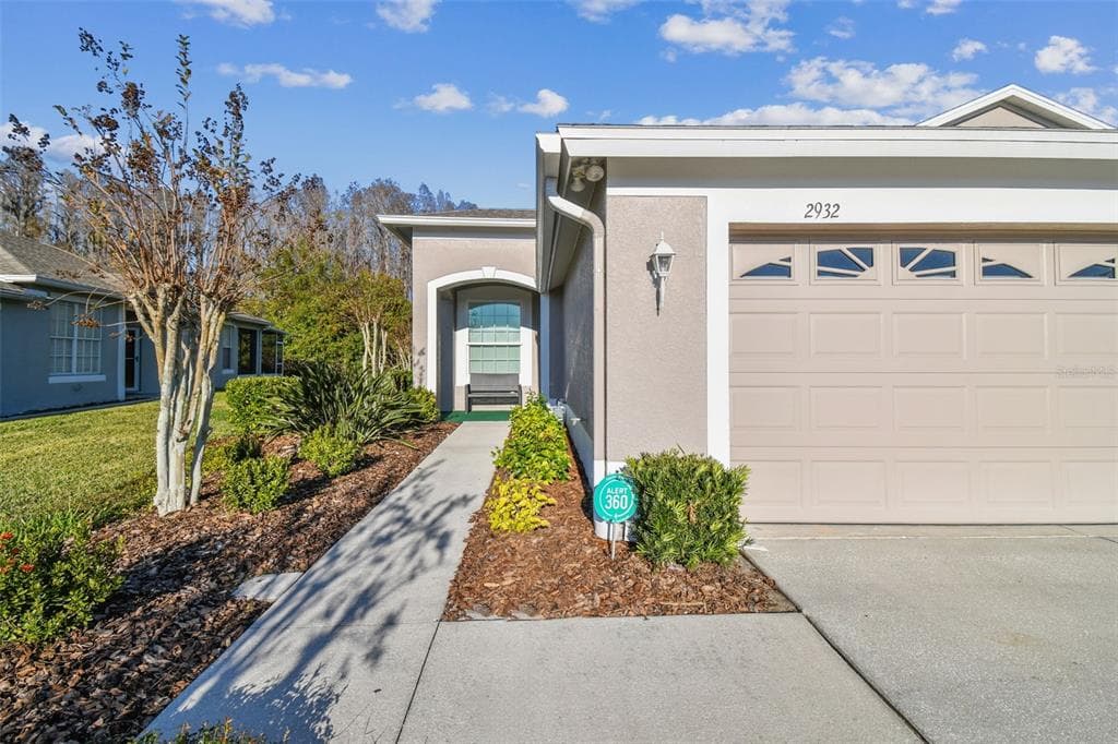 2932 TANGLEWYLDE DRIVE LAND O LAKES, FL 34638