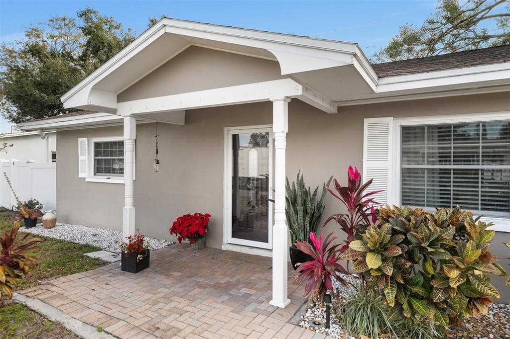1931 E SKYLINE DRIVE CLEARWATER, FL 33763
