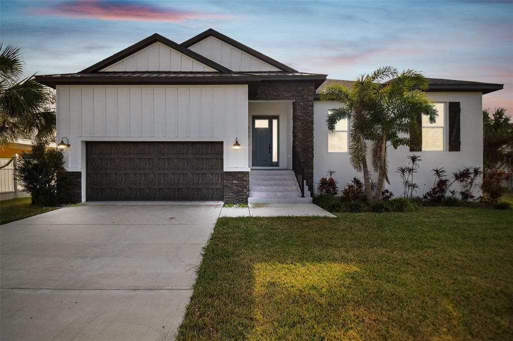 532 FLAMINGO DRIVE APOLLO BEACH, FL 33572