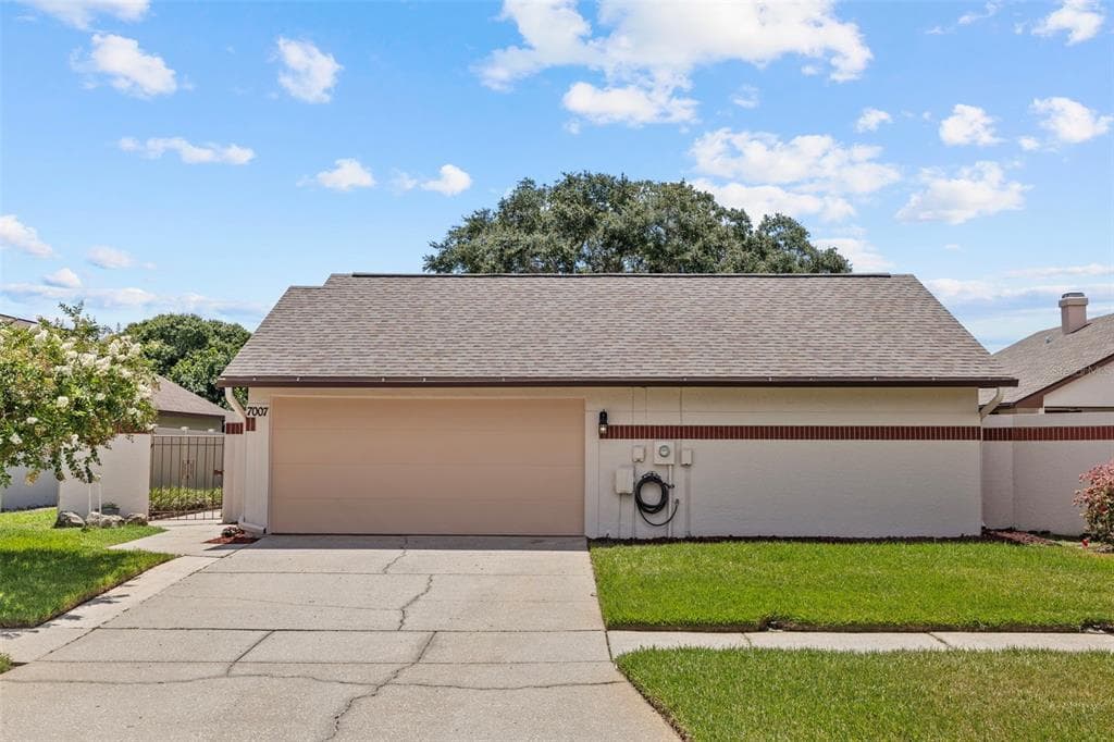 7007 WESTMINSTER STREET TAMPA, FL 33635