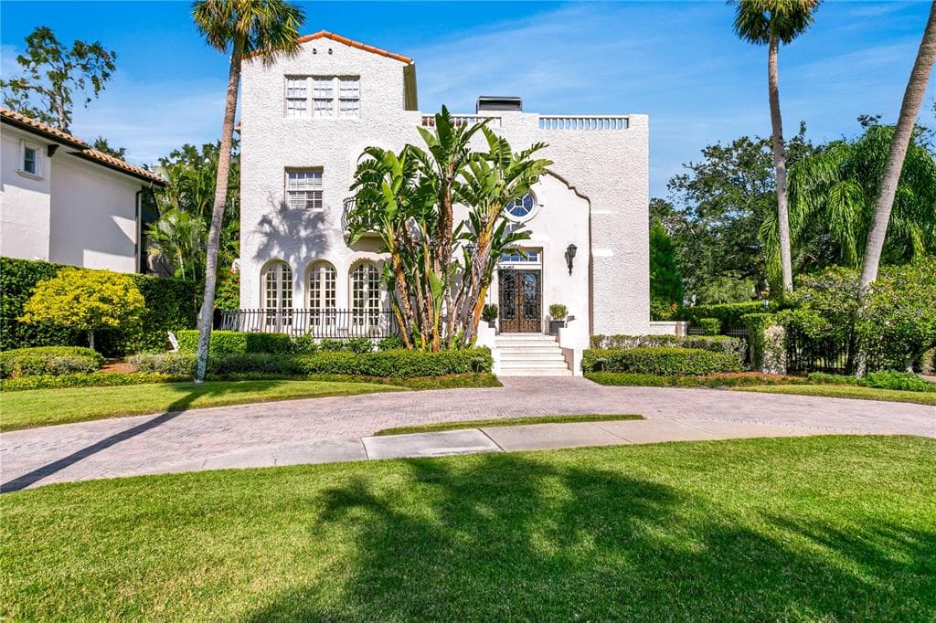 836 S BAYSIDE DRIVE