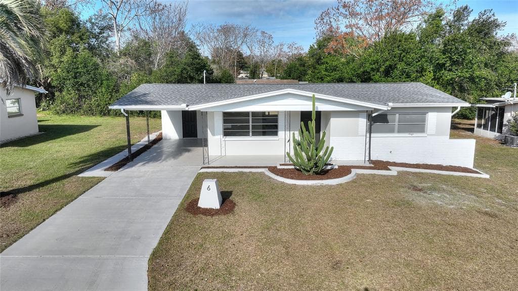 6 N DAVIS STREET BEVERLY HILLS, FL 34465