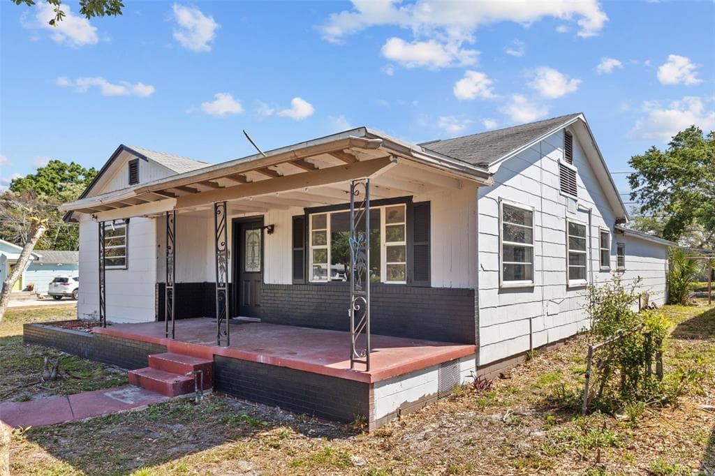 4024 GROVE STREET S ST PETERSBURG, FL 33705