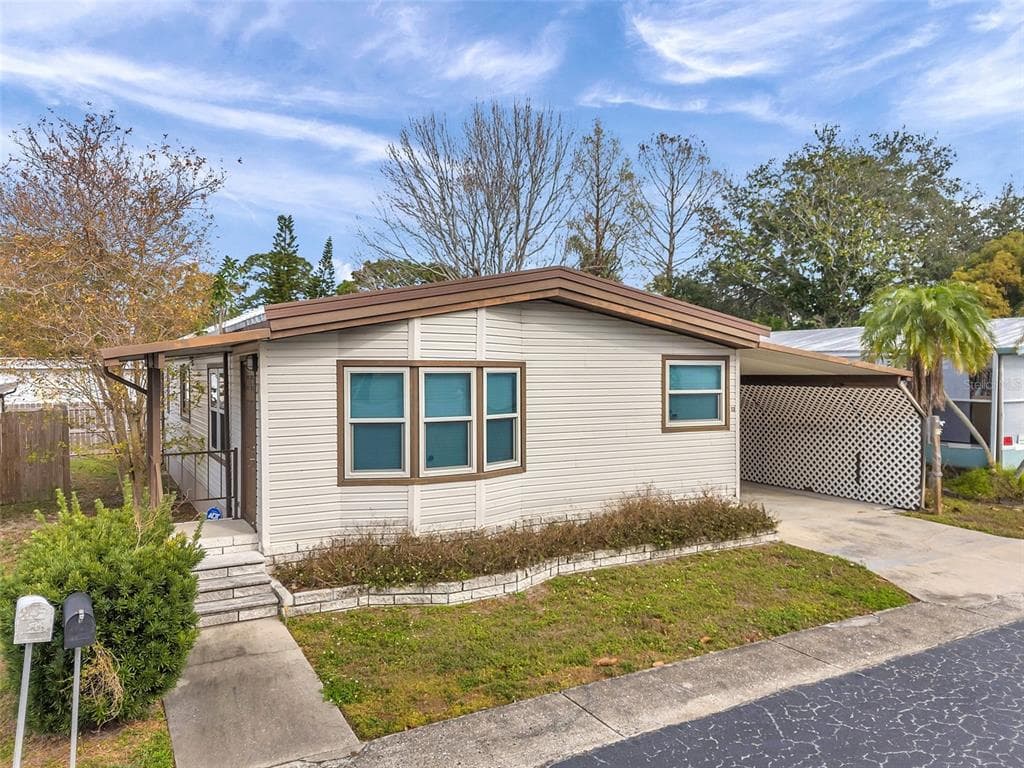 12240 SEMINOLE BOULEVARD UNIT 13 LARGO, FL 33778