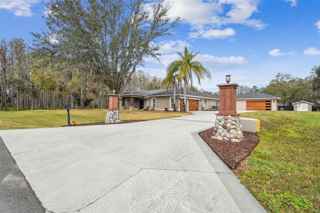 4825 SCOTT ROAD