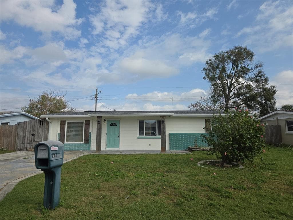 2167 DIXIE GARDEN LOOP HOLIDAY, FL 34690