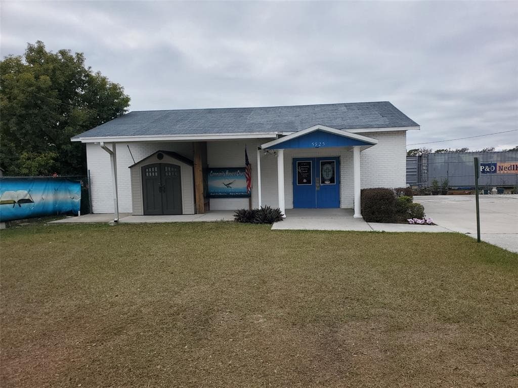 5860 FORT KING ROAD ZEPHYRHILLS, FL 33542
