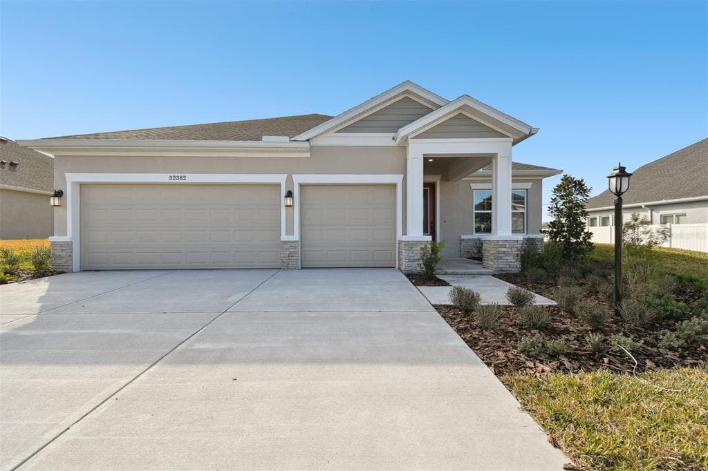 32382 CARMELA CIRCLE S SAN ANTONIO, FL 33576