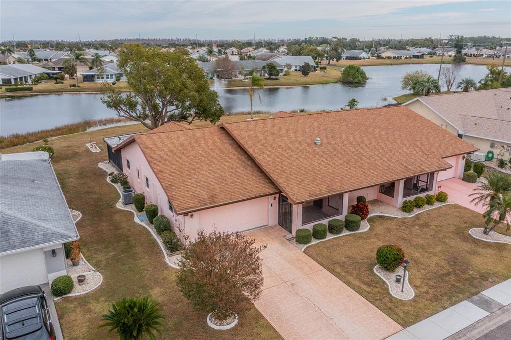 1607 DOWER WAY SUN CITY CENTER, FL 33573