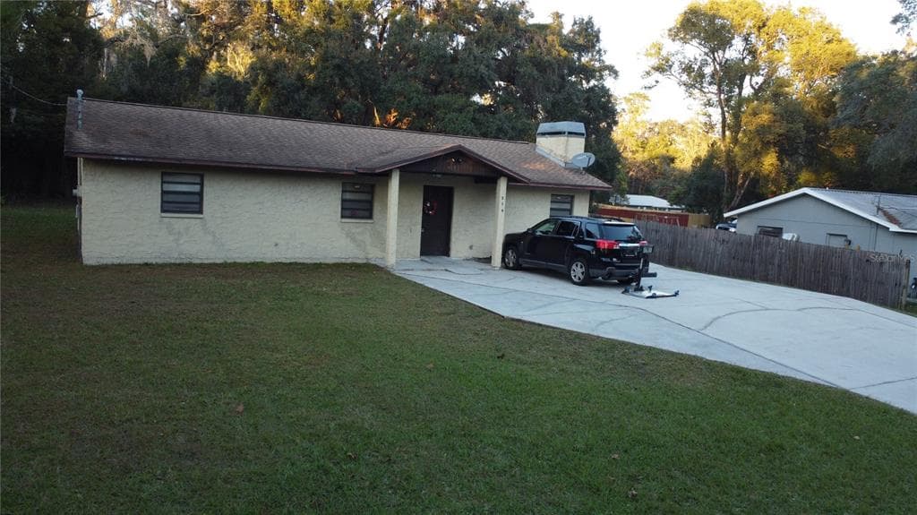 219 E EARLY STREET BROOKSVILLE, FL 34601
