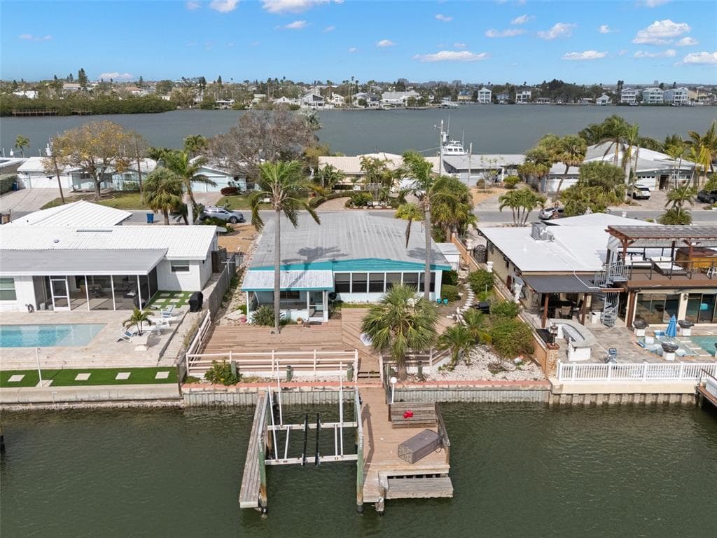 353 LA HACIENDA DRIVE INDIAN ROCKS BEACH, FL 33785