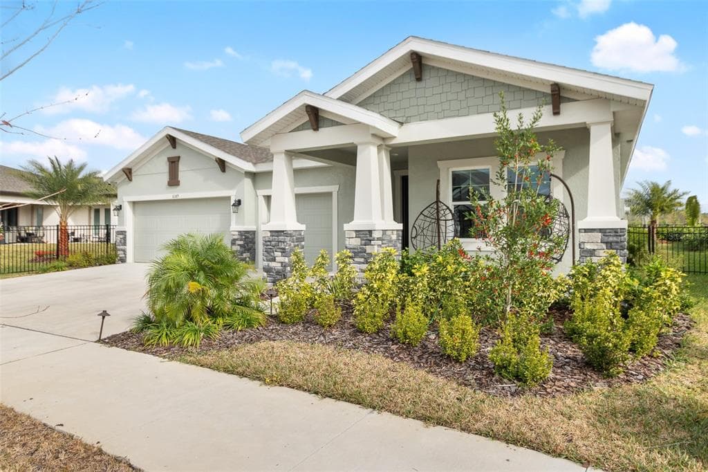 6189 HIDDEN BRANCH DRIVE APOLLO BEACH, FL 33572