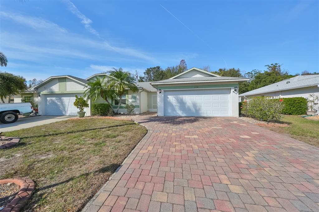 1936 GRAND CYPRESS LANE SUN CITY CENTER, FL 33573