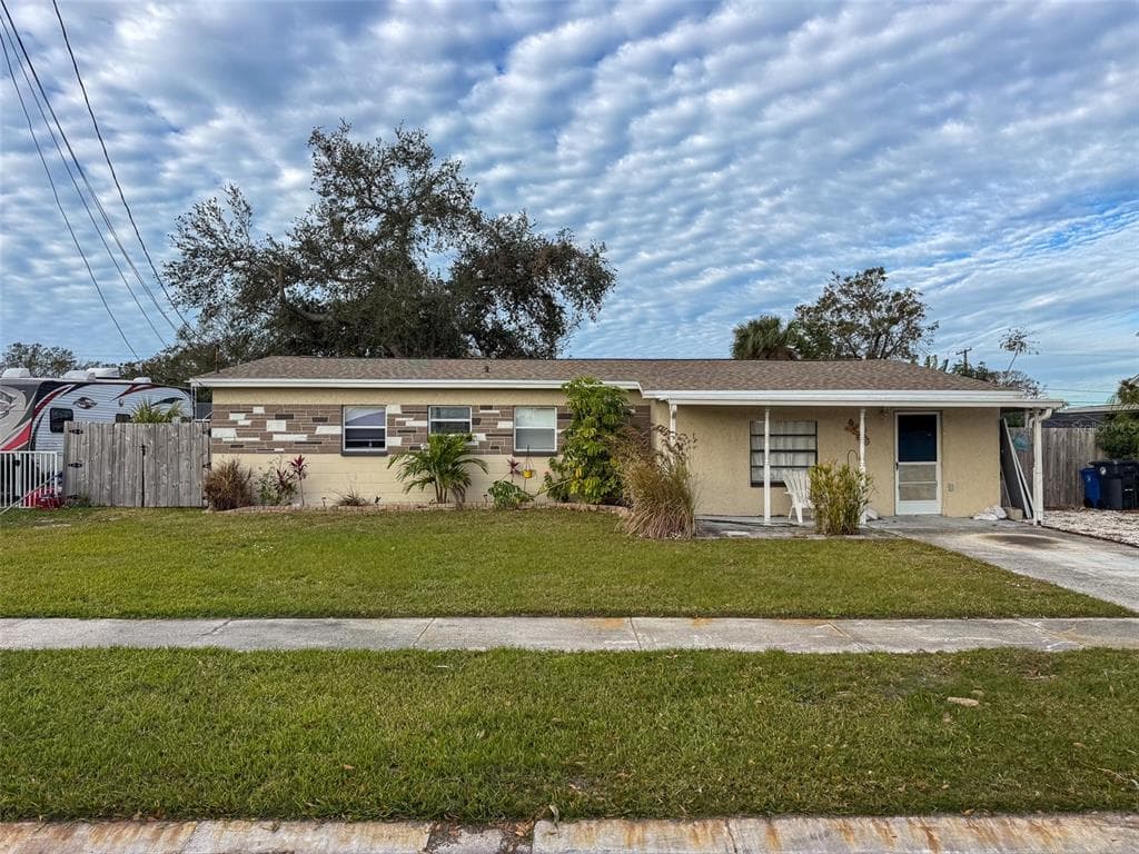318 COUNTRY CLUB DRIVE OLDSMAR, FL 34677