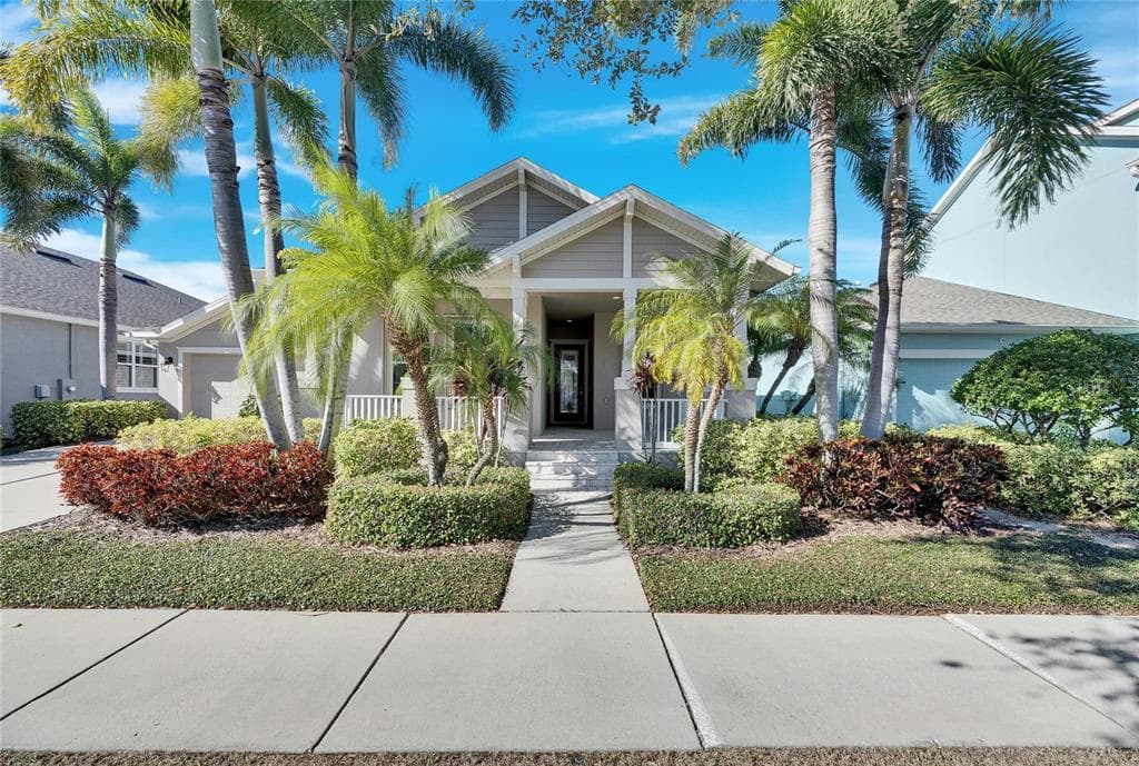 5606 SEAGRASS PLACE APOLLO BEACH, FL 33572