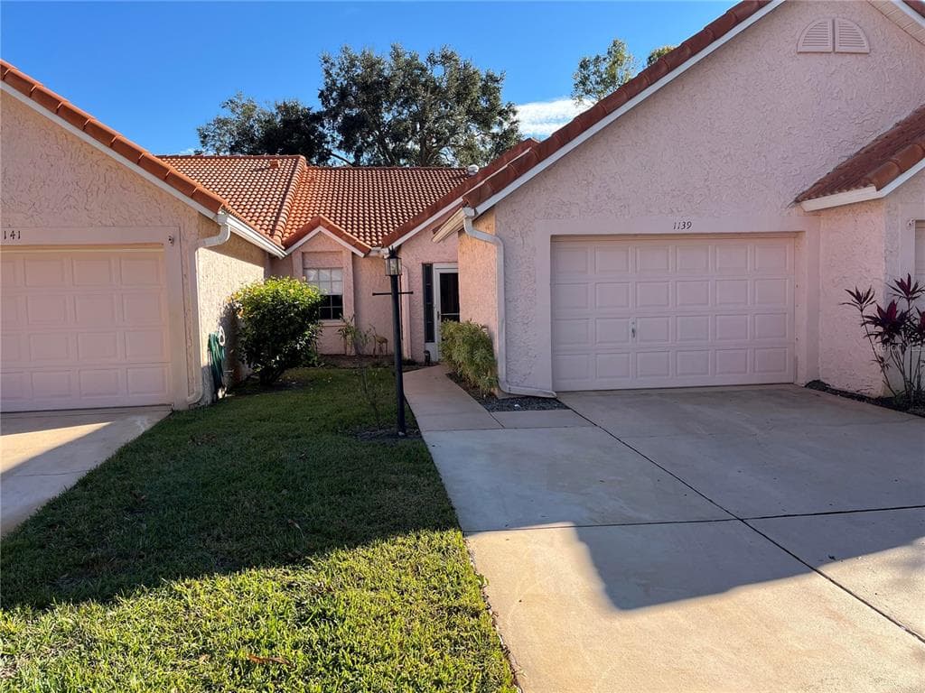 1139 WOODLEAF COURT PALM HARBOR, FL 34684
