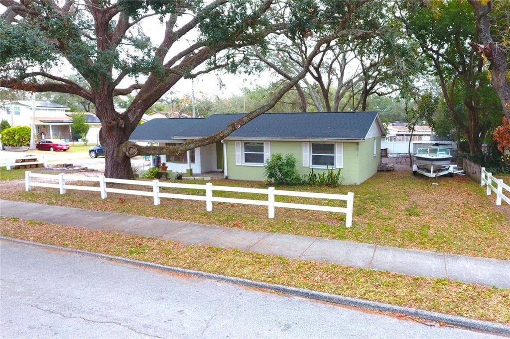 9507 N 42ND STREET TAMPA, FL 33617