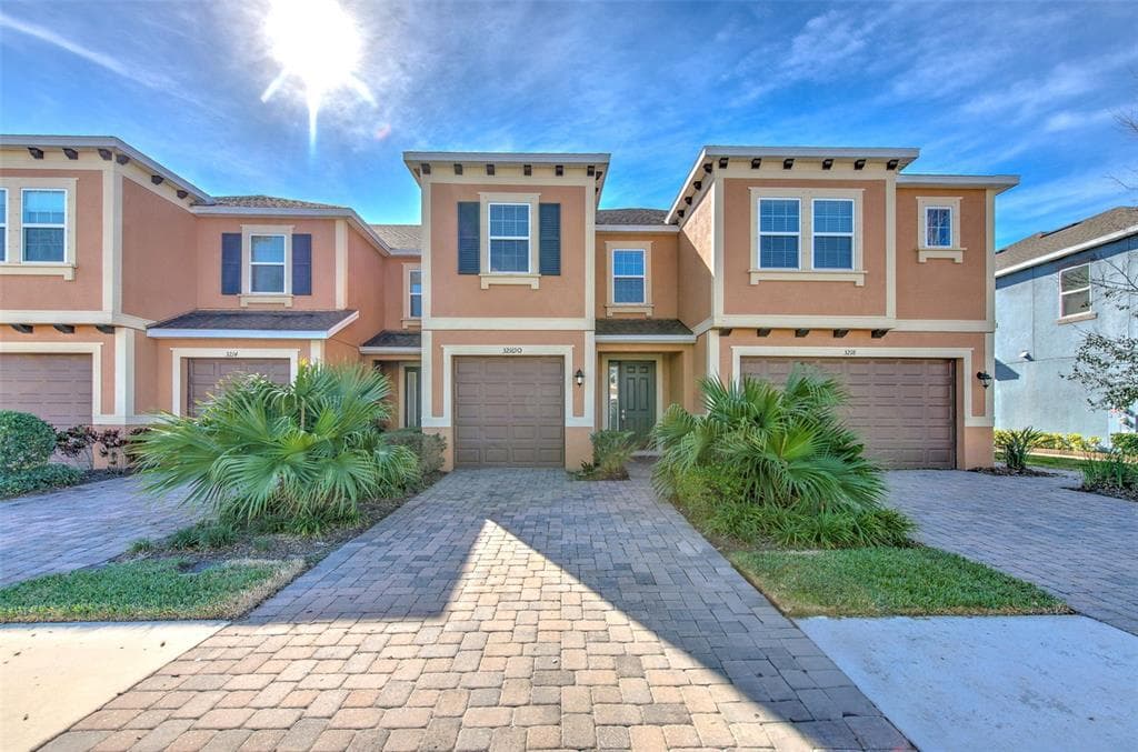 3216 PAINTED BLOSSOM COURT LUTZ, FL 33558