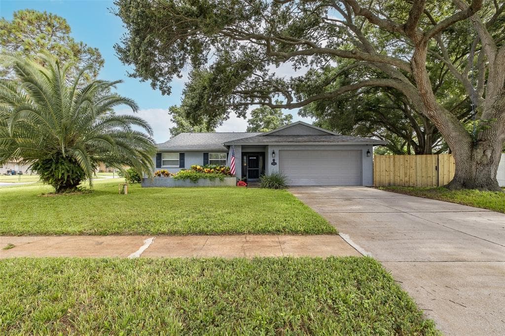 2413 HAZELWOOD LANE CLEARWATER, FL 33763