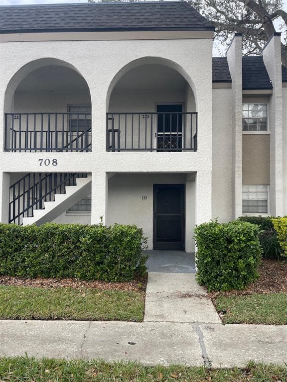 708 OAKGROVE DRIVE UNIT E233 BRANDON, FL 33510
